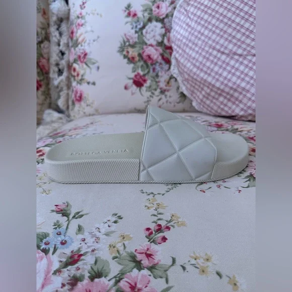 Authentic Bottega Veneta Pool Slides.